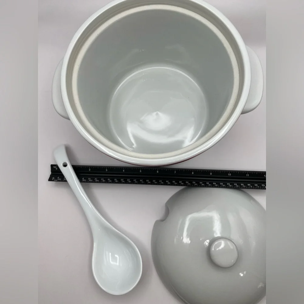Tabasco McIlhenny Co. Ceramic Soup Chili Tureen with Lid and Ladle